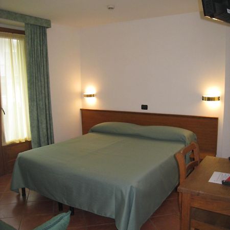 Casalpina Don Barra Hotel ปราเจลาโต ภายนอก รูปภาพ