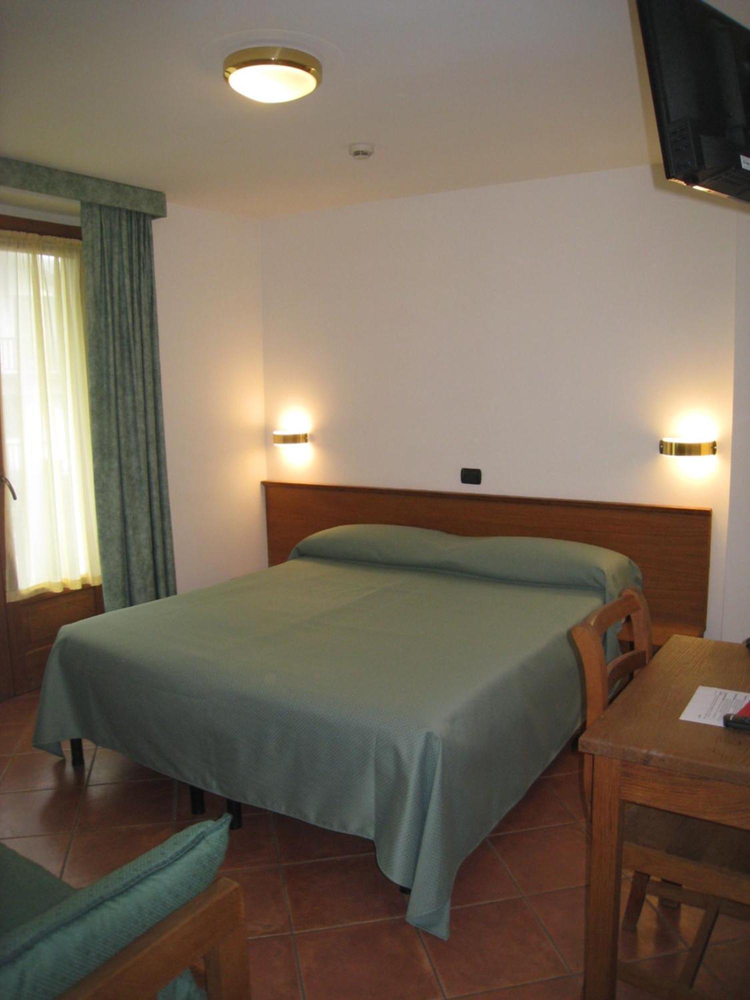 Casalpina Don Barra Hotel ปราเจลาโต ภายนอก รูปภาพ